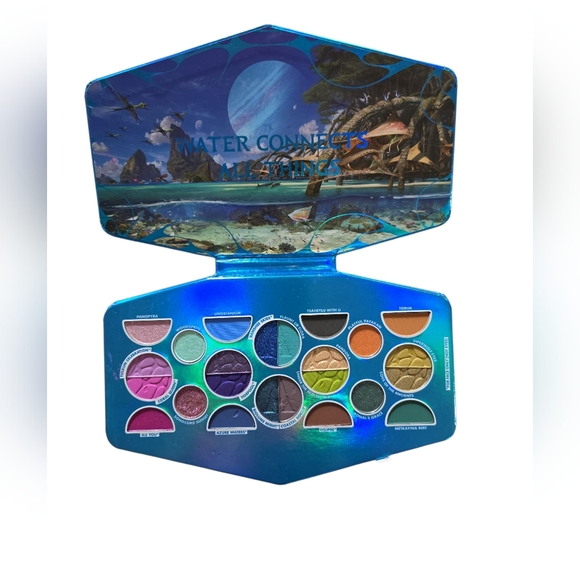 NYX Vibrant Eyeshadow Palette - Picture 1 of 3